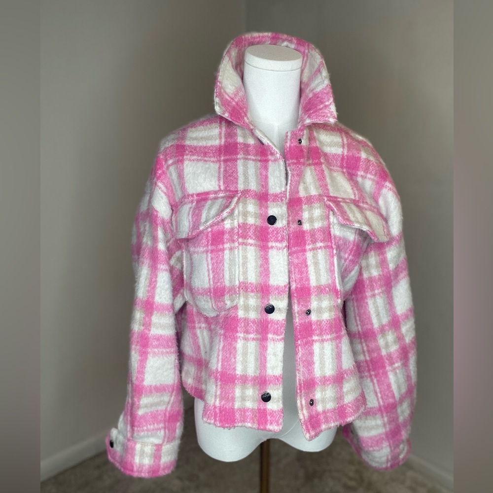 Pink flannel Jacket 🩷
